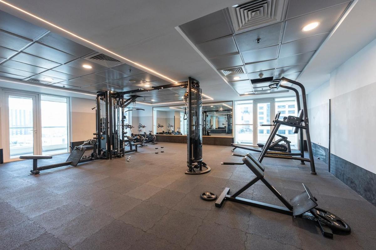 Cozy 1-bedroom For 4 In Marina! Apartment Dubai