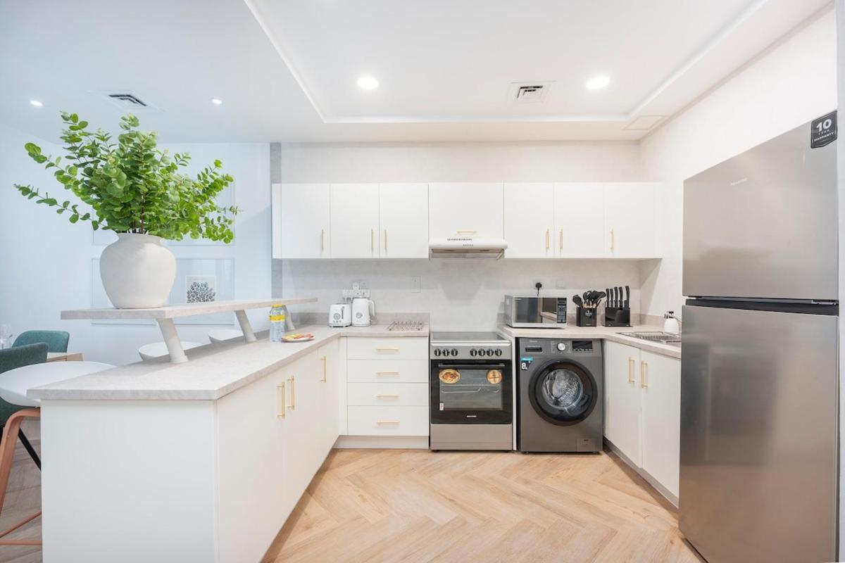 Cozy 1-bedroom For 4 In Marina! *